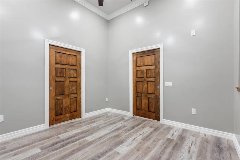 202 Avenue D Clifton, TX 76634