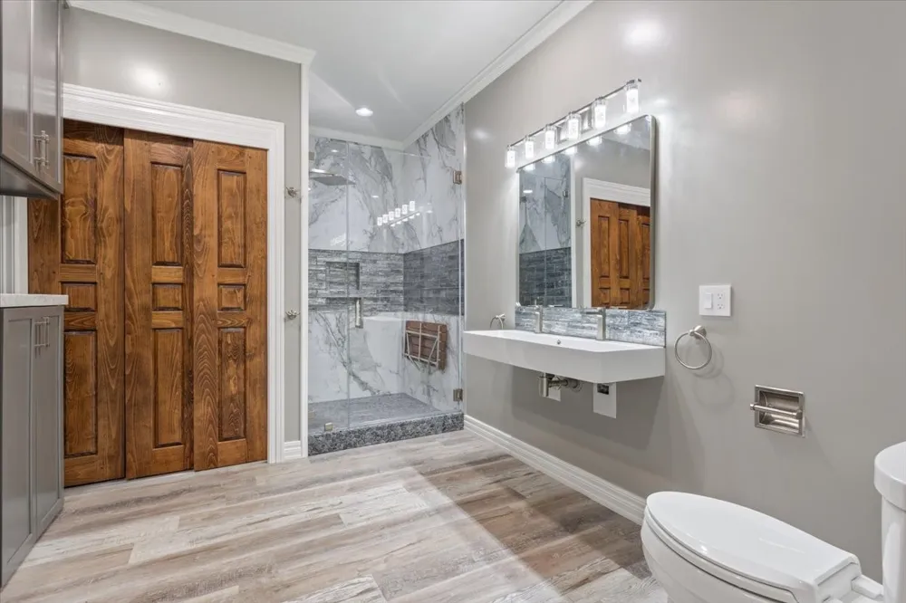 202 Avenue D Clifton, TX 76634