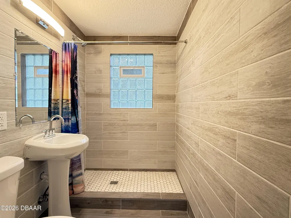 302 Adele Street Edgewater, FL 32132
