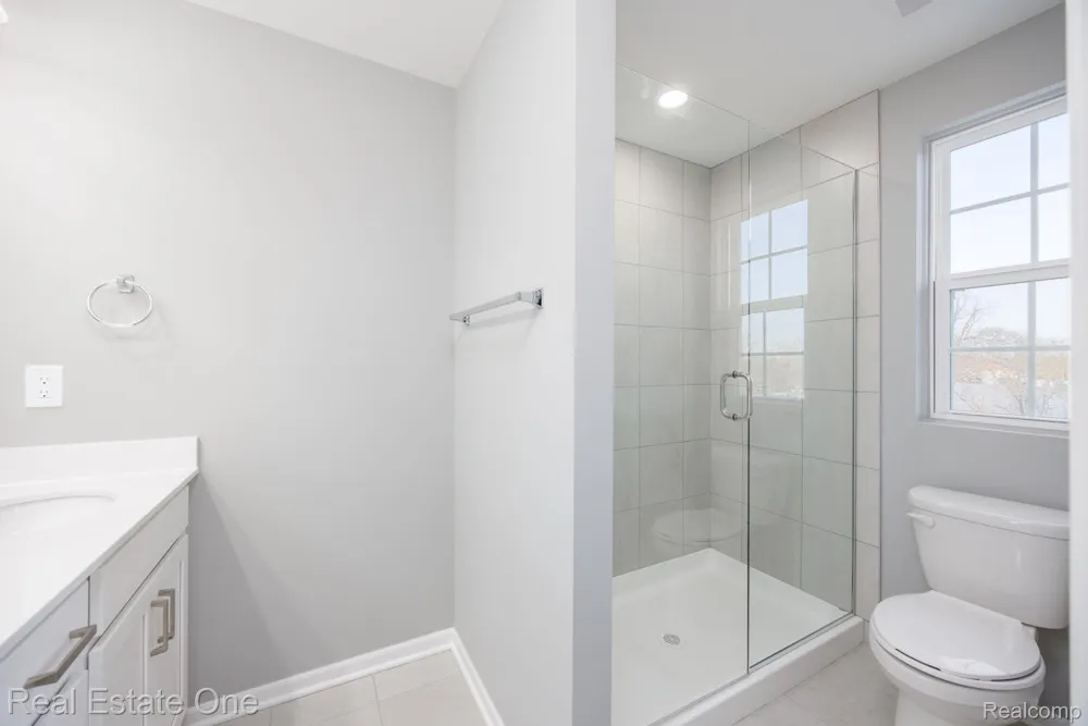 378 Sydney Court Plymouth City, MI 48170