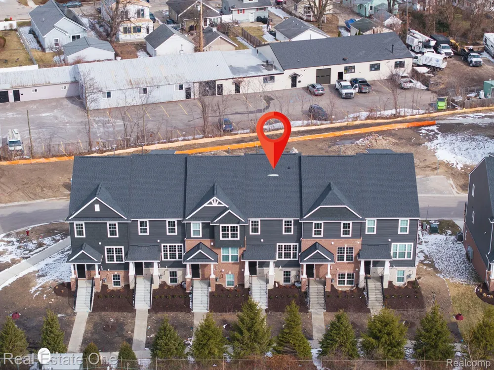 378 Sydney Court Plymouth City, MI 48170