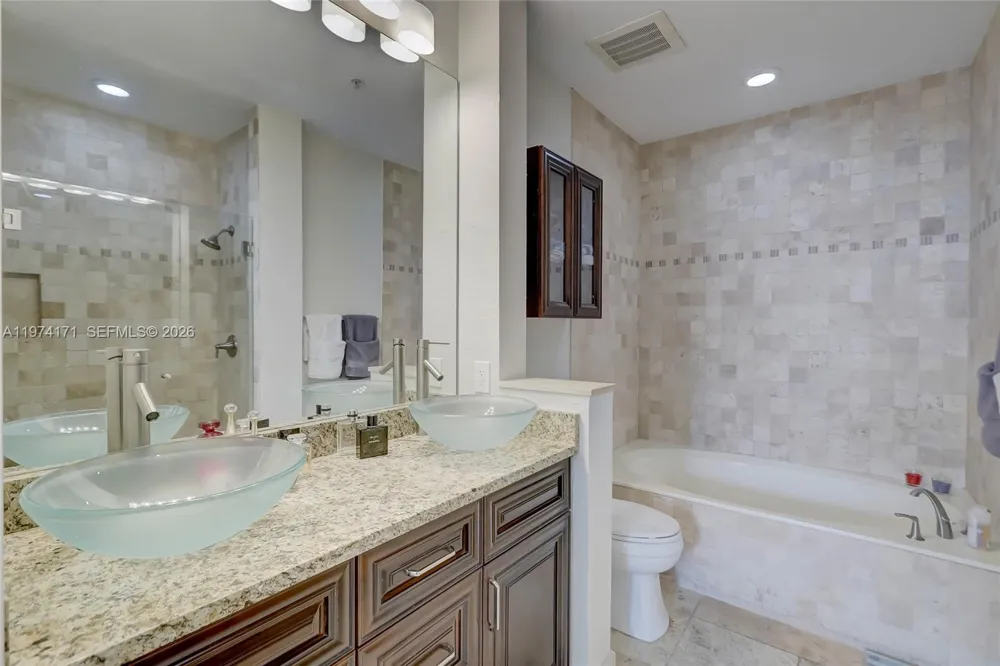 2039 Oceanwalk Ter #401 Lauderdale By The Sea, FL 33062