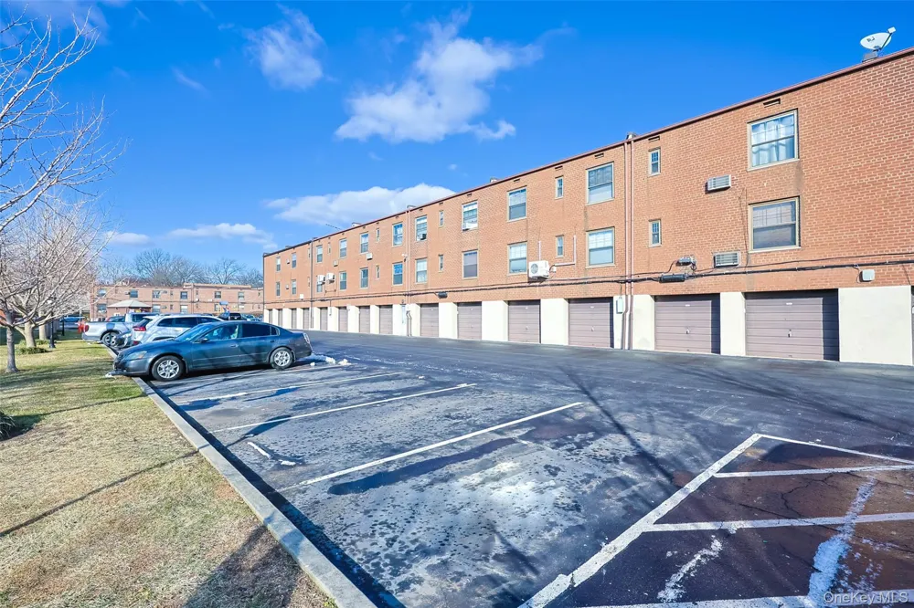 70-07 Park Drive E #A Kew Garden Hills, NY 11367