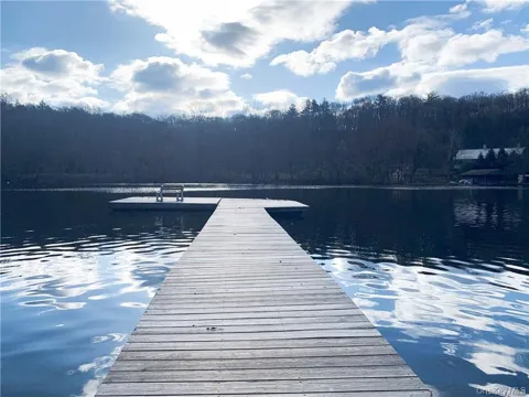 Sepasco Lake Road