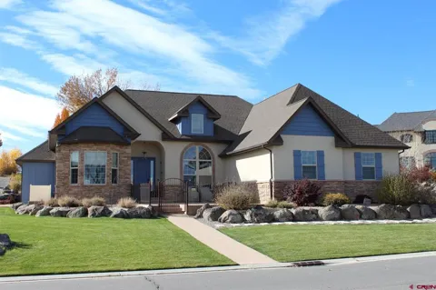 4009 Waterfall Dr Drive