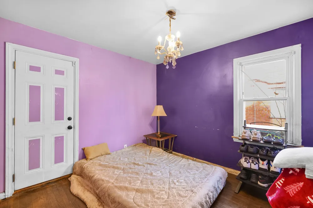 12261 Lansdowne Street E Detroit, MI 48224