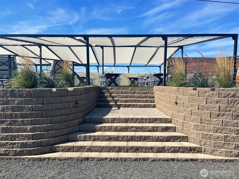 9769 crescent bar Road NW Quincy, WA 98848