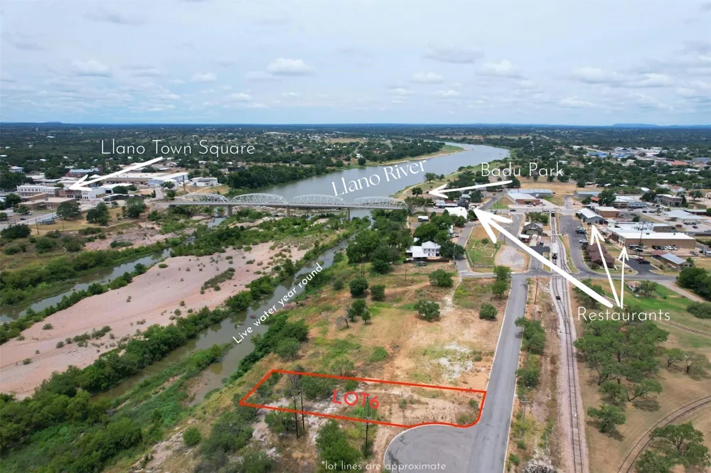 6 Walden Way Llano, TX 78643