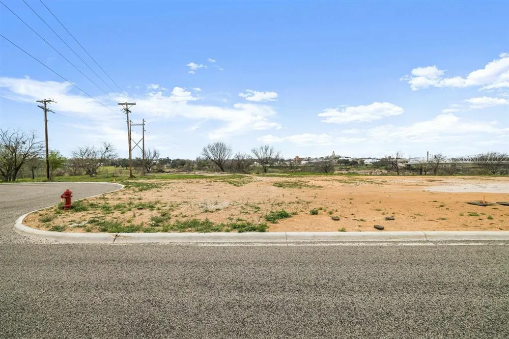 6 Walden Way Llano, TX 78643