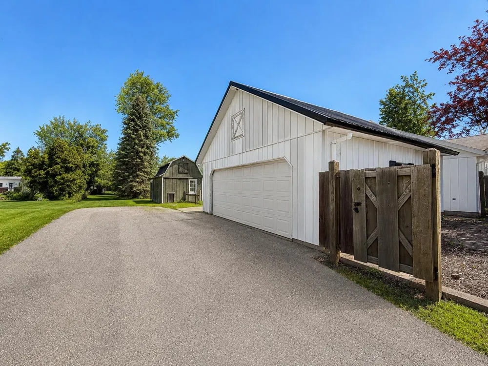 94 Marlette Street Sandusky, MI 48471
