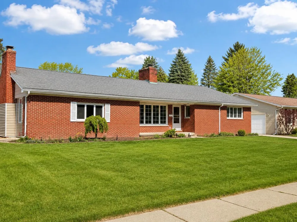 94 Marlette Street Sandusky, MI 48471