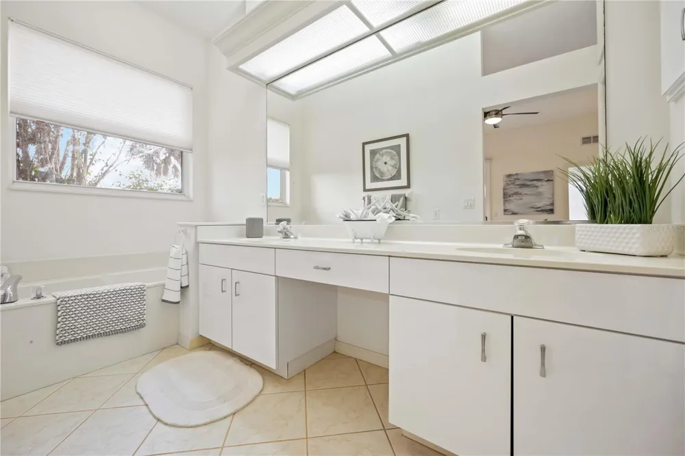 547 FALLBROOK DRIVE Venice, FL 34292