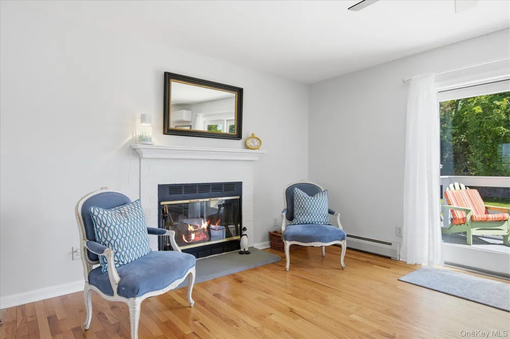59 Peconic Avenue Shelter Island, NY 11964