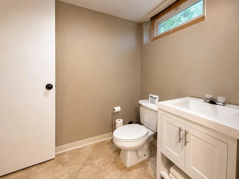 23181 Parklawn Street Oak Park, MI 48237