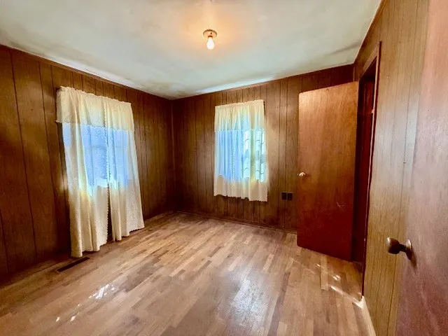 9554 Brooksie Thompson Rd Bath Springs, TN 38311