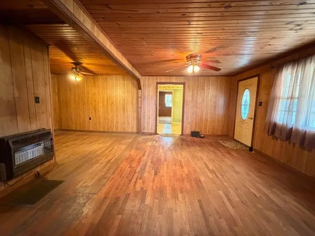 9554 Brooksie Thompson Rd Bath Springs, TN 38311