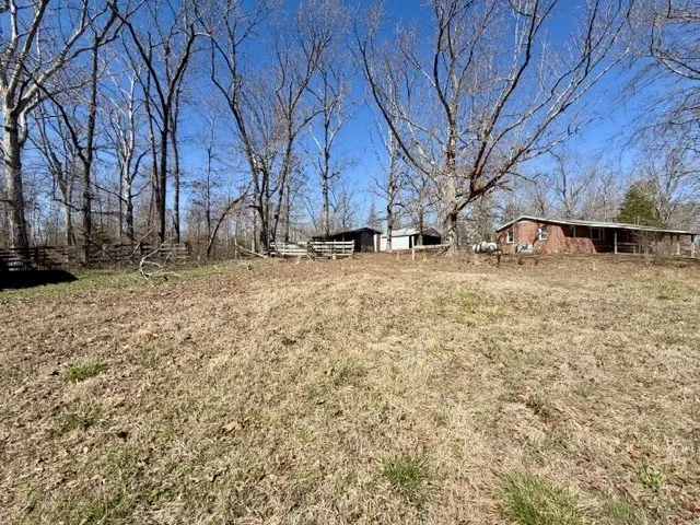 9554 Brooksie Thompson Rd Bath Springs, TN 38311