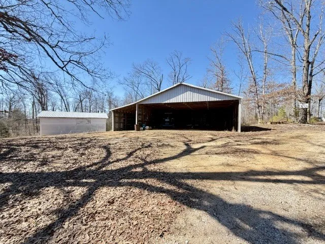 9554 Brooksie Thompson Rd Bath Springs, TN 38311