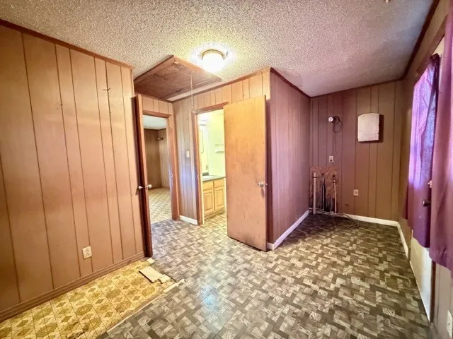 9554 Brooksie Thompson Rd Bath Springs, TN 38311