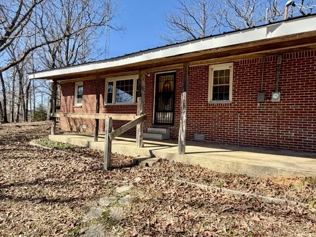 9554 Brooksie Thompson Rd Bath Springs, TN 38311