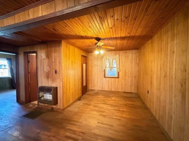 9554 Brooksie Thompson Rd Bath Springs, TN 38311