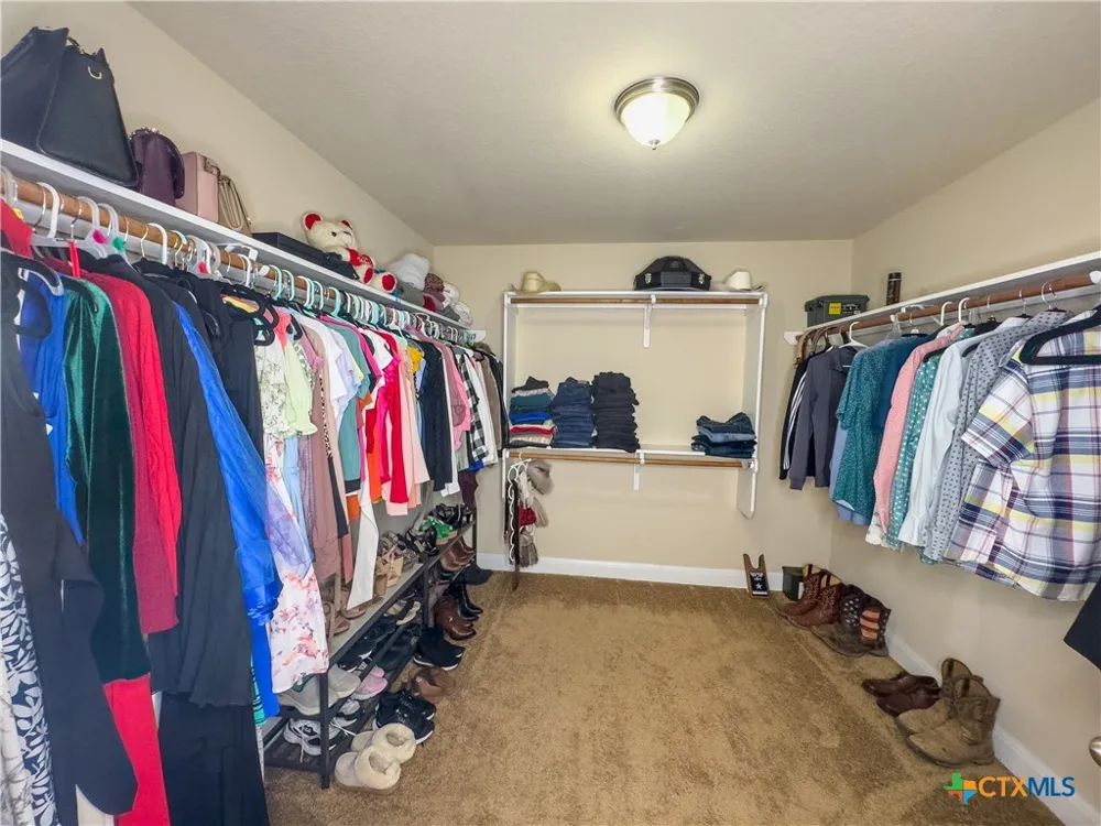809 Alpino Cibolo, TX 78108