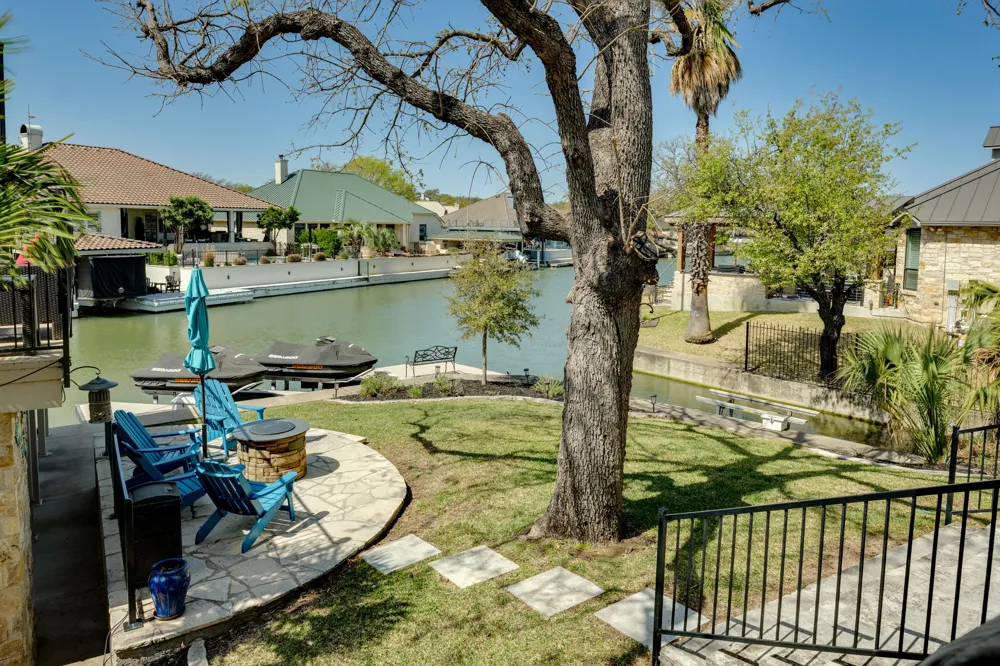 3012 Driftwood Lane Horseshoe Bay, TX 78657