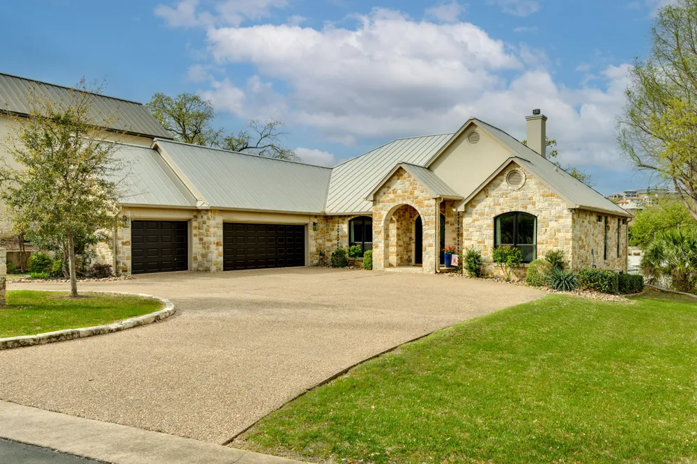 3012 Driftwood Lane Horseshoe Bay, TX 78657