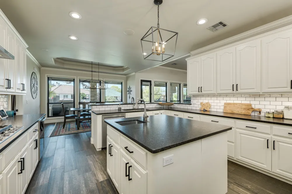 3012 Driftwood Lane Horseshoe Bay, TX 78657
