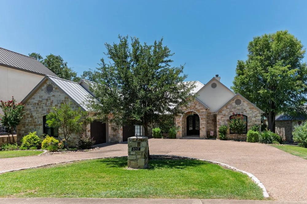 3012 Driftwood Lane Horseshoe Bay, TX 78657