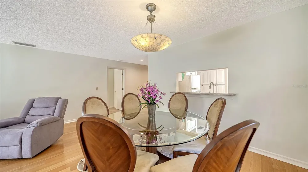 5521 CHANTECLAIRE #21 Sarasota, FL 34235
