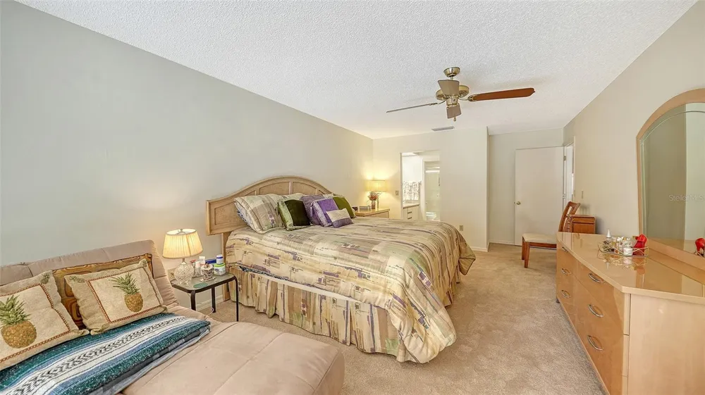 5521 CHANTECLAIRE #21 Sarasota, FL 34235