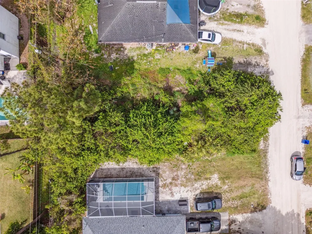 1335 25TH AVENUE SW Vero Beach, FL 32962