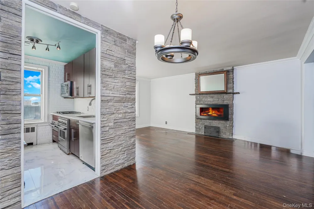 12116 Ocean Promenade #1C Rockaway Park, NY 11694
