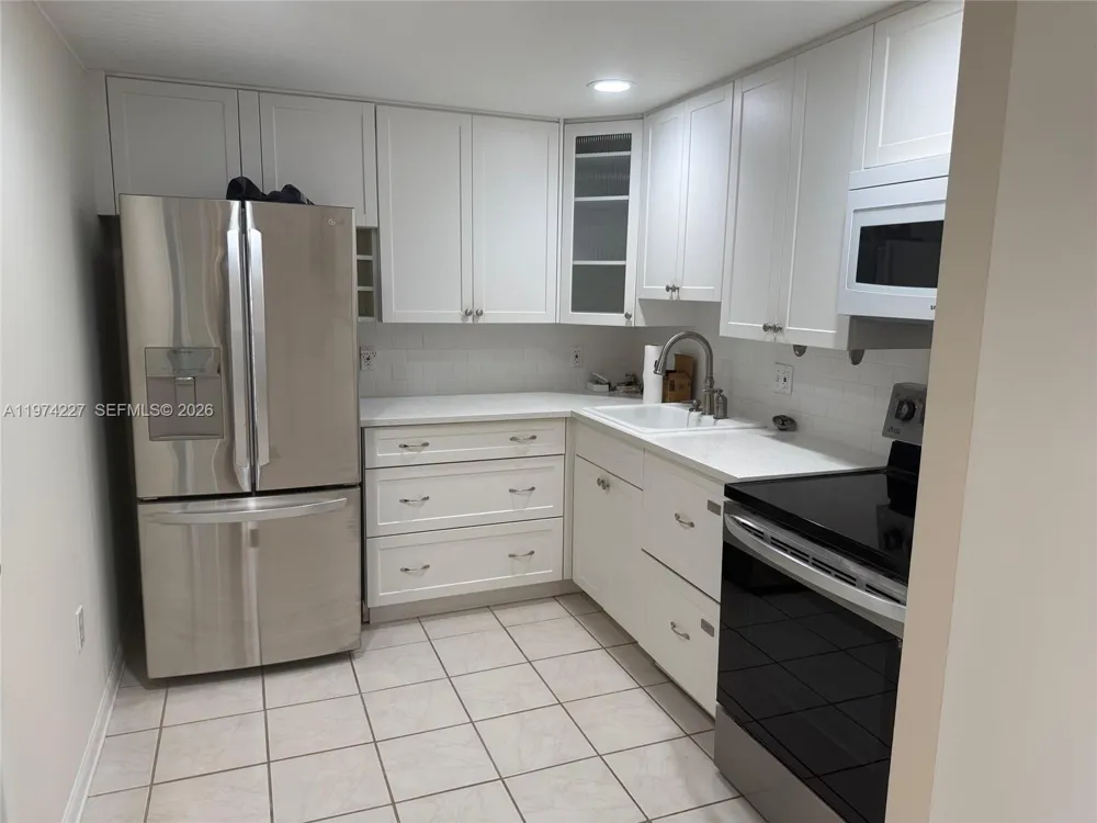 925 Halifax #102 Daytona, FL 32118