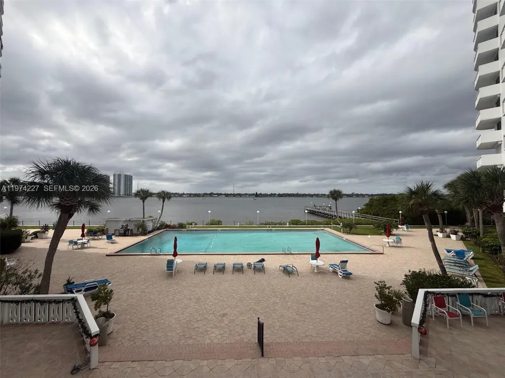 925 Halifax #102 Daytona, FL 32118