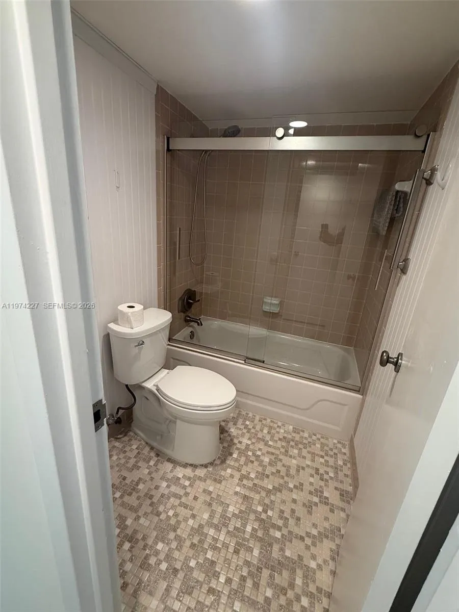 925 Halifax #102 Daytona, FL 32118