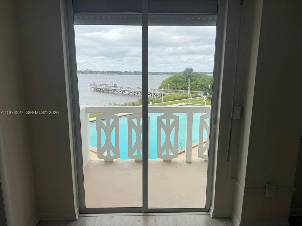 925 Halifax #102 Daytona, FL 32118