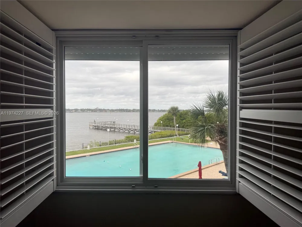 925 Halifax #102 Daytona, FL 32118