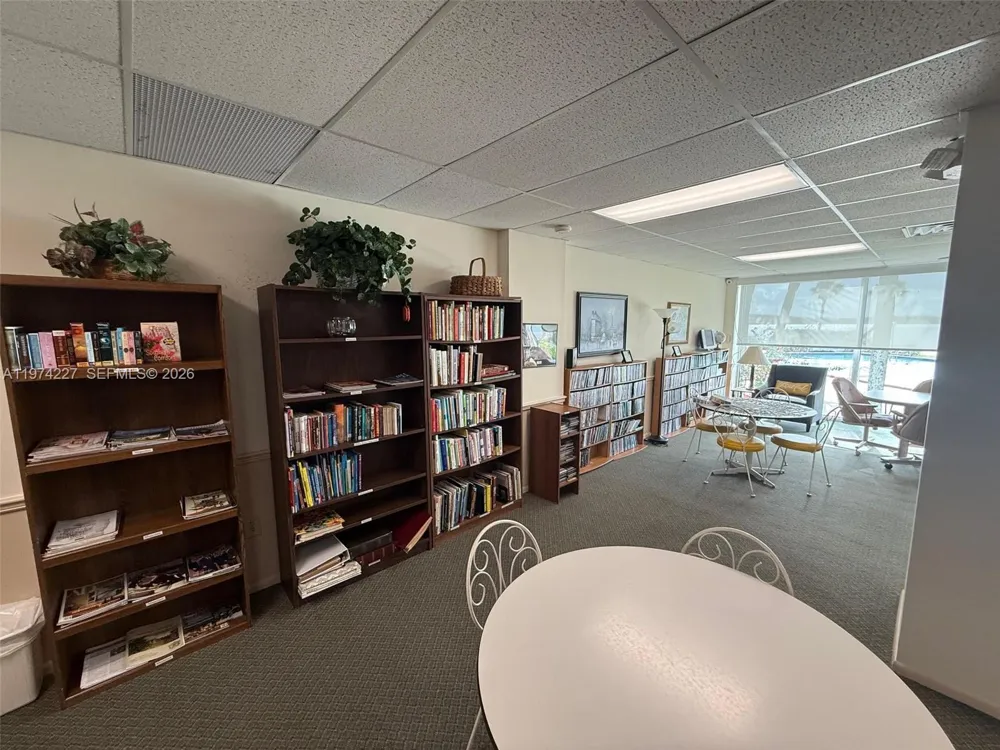 925 Halifax #102 Daytona, FL 32118