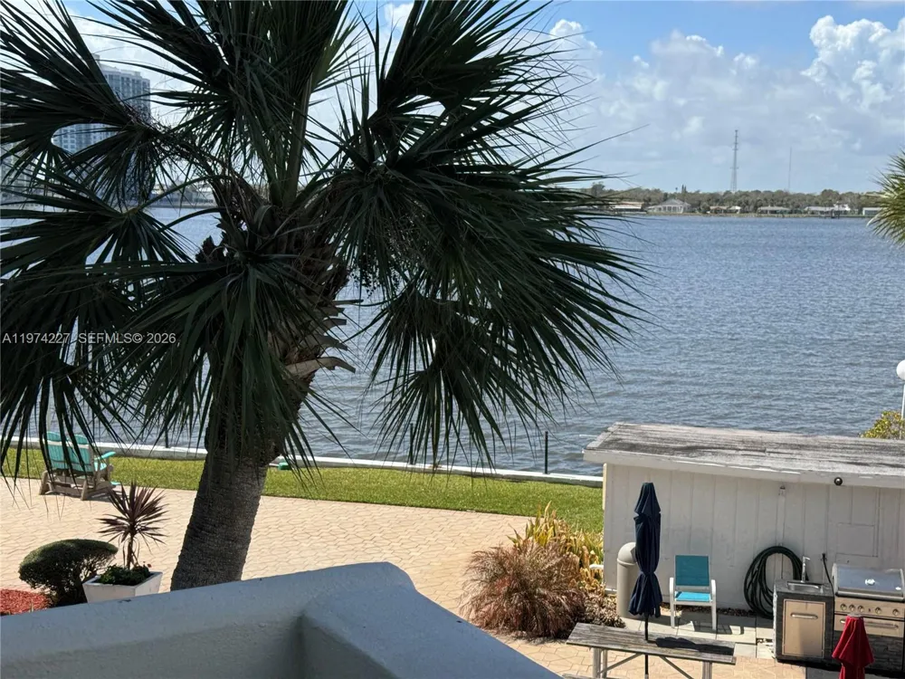 925 Halifax #102 Daytona, FL 32118