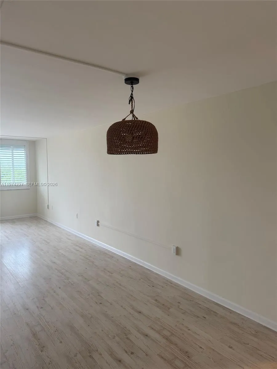 925 Halifax #102 Daytona, FL 32118
