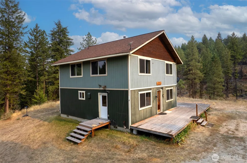 56 Ruby Two Moons Road Tonasket, WA 98855