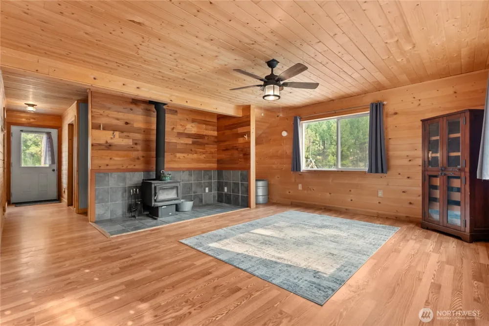 56 Ruby Two Moons Road Tonasket, WA 98855