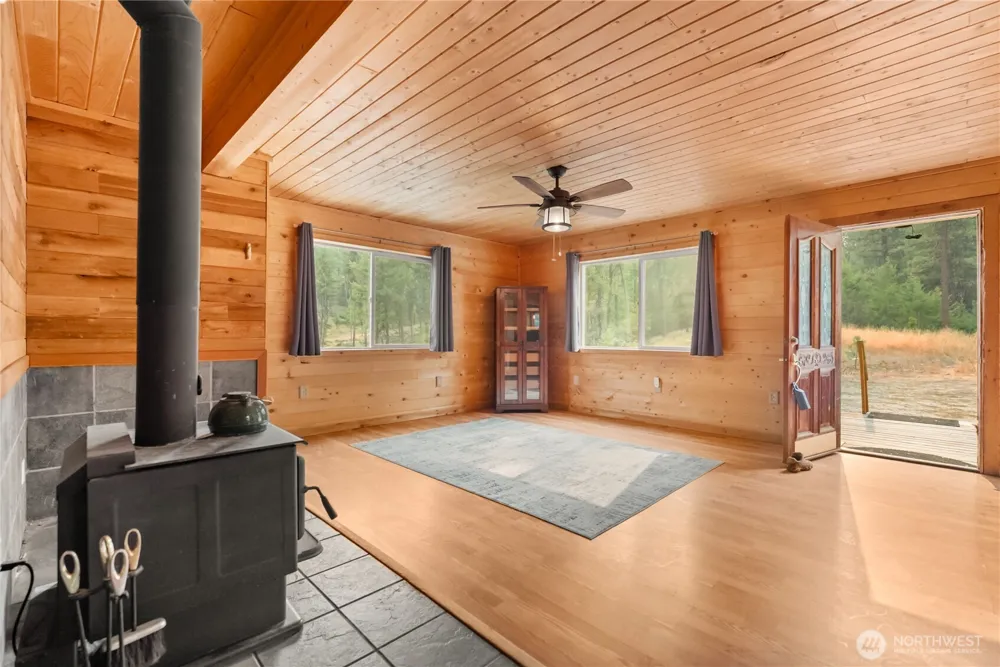 56 Ruby Two Moons Road Tonasket, WA 98855