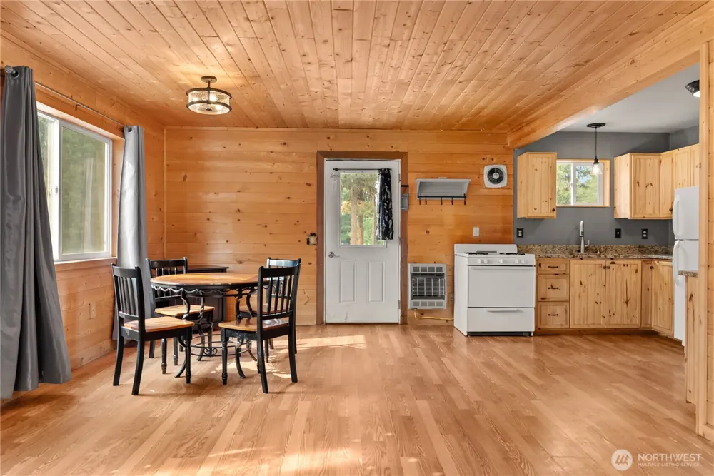 56 Ruby Two Moons Road Tonasket, WA 98855