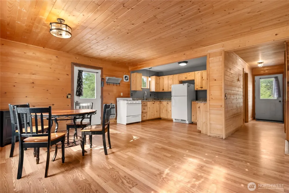 56 Ruby Two Moons Road Tonasket, WA 98855