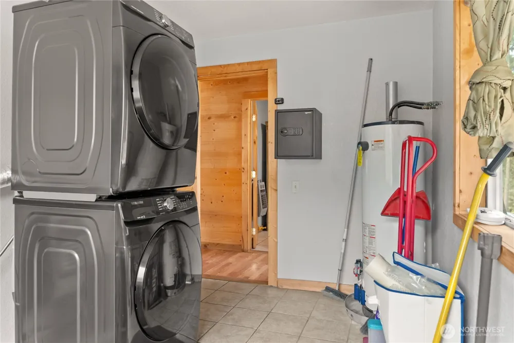 56 Ruby Two Moons Road Tonasket, WA 98855