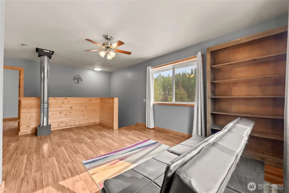 56 Ruby Two Moons Road Tonasket, WA 98855