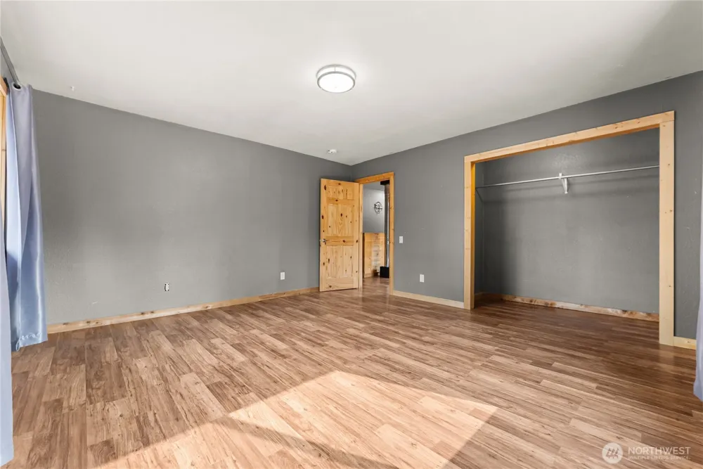 56 Ruby Two Moons Road Tonasket, WA 98855